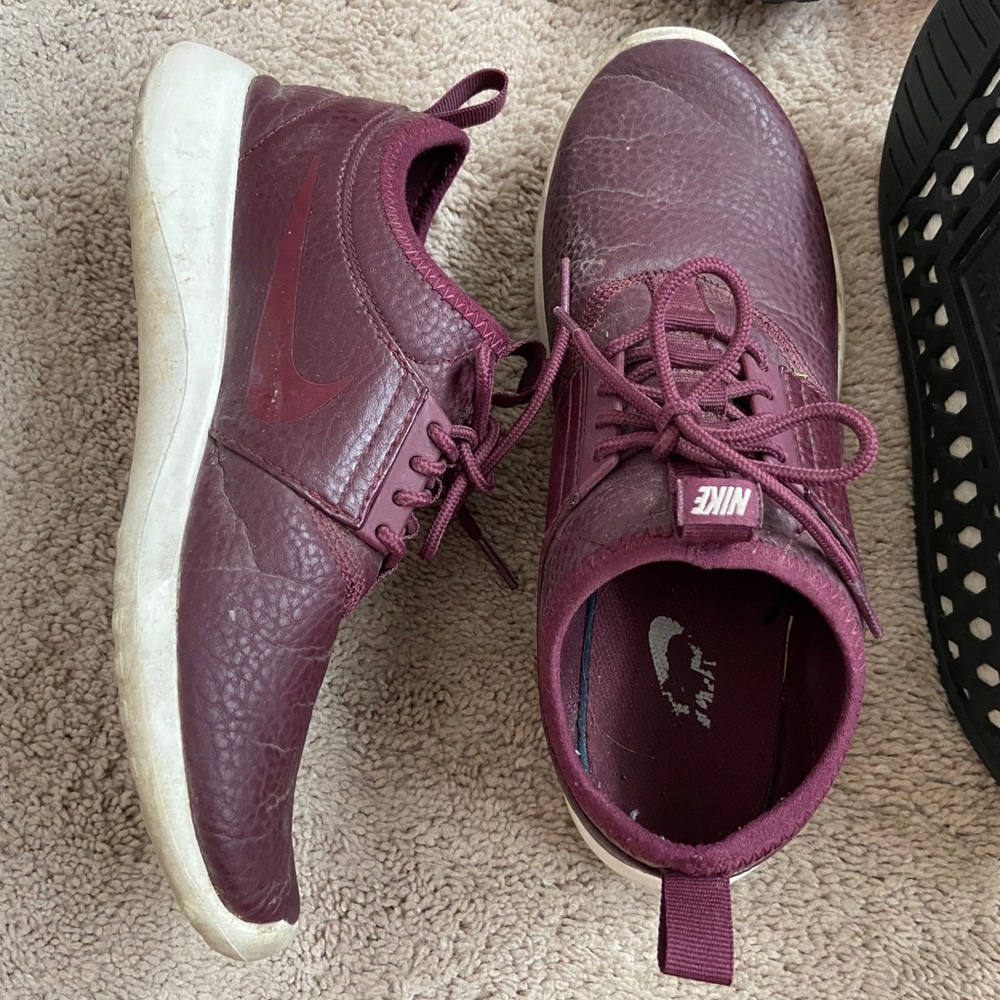 Maroon leather Nike’s
